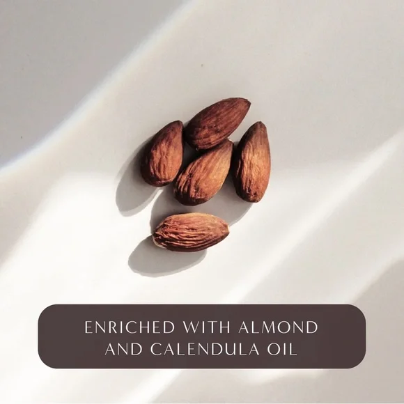 HONEYBEE Stripless Wax in a pan - Picture 7 of 8